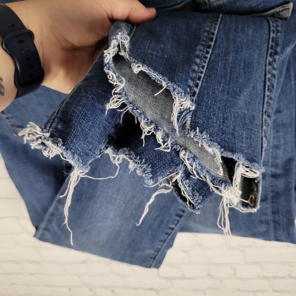 LUCKY BRAND | Re-Made Ava Skinny chewed raw hem denim jeans - Picture 6 of 10
